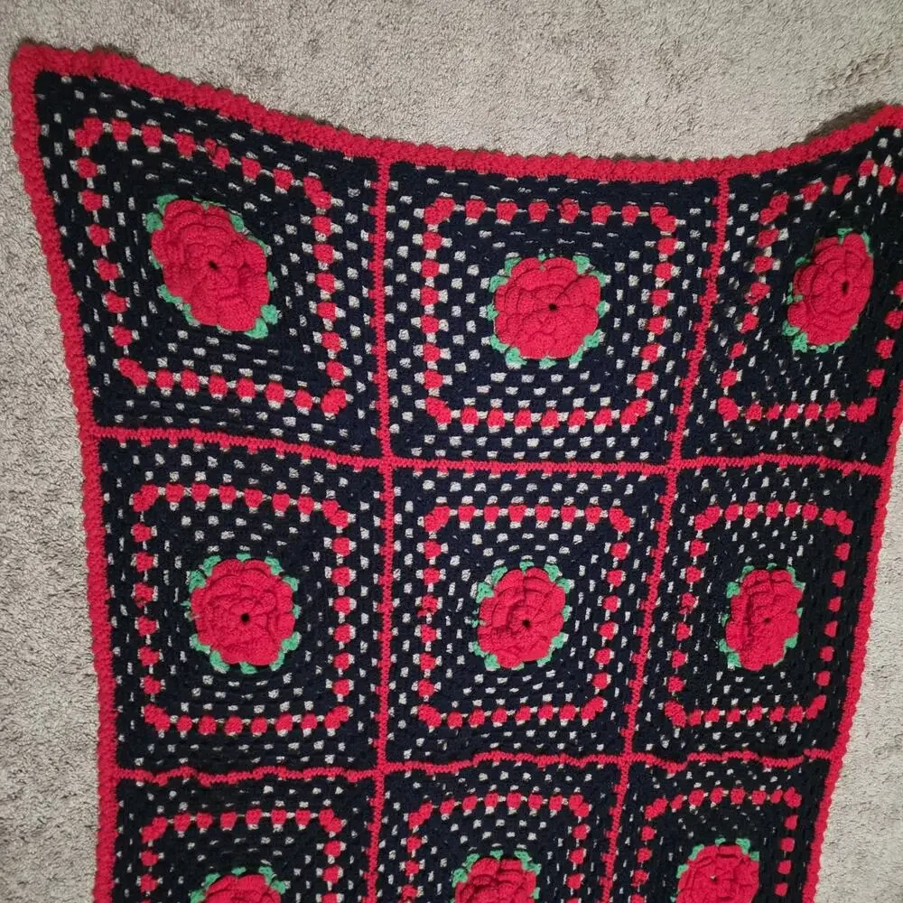 Handmade Crocheted Granny Square 3D Rose Floral Afghan Blanket 57”X38” & Pillow